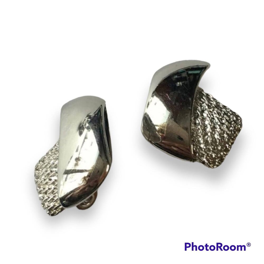 vintage MONET silver tone abstract modernist clip-on earrings, clip ons